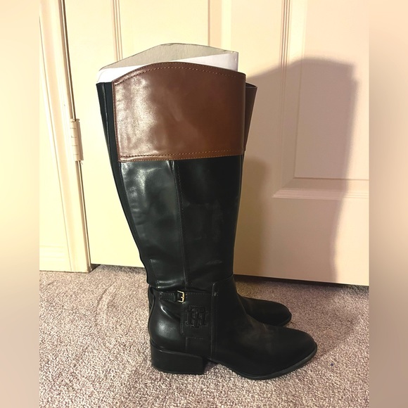 Tommy Hilfiger black riding boots - size 9 women’s - Picture 3 of 3